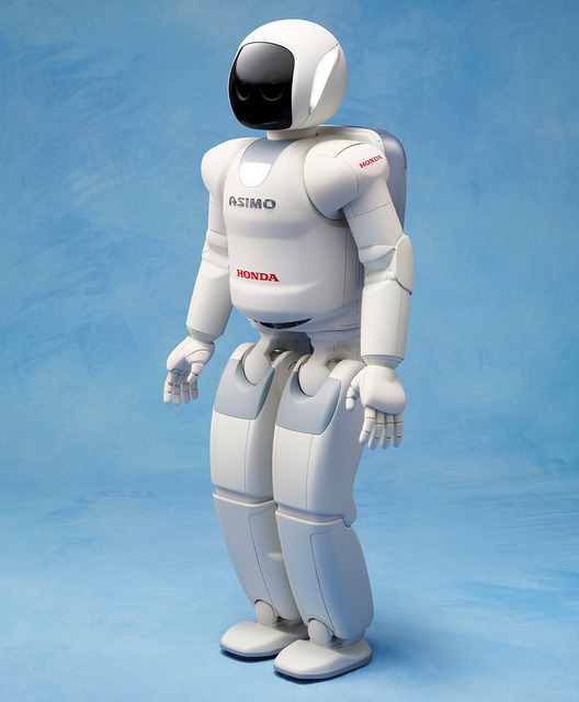 Honda「P2」「ASIMO」が切り拓いたヒューマノイド開発　開発者・竹中透氏が語るヒューマノイド開発秘話（WUAイベント）