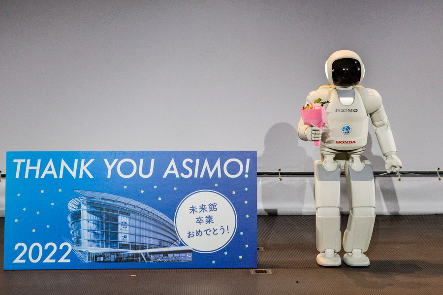 Honda「P2」「ASIMO」が切り拓いたヒューマノイド開発　開発者・竹中透氏が語るヒューマノイド開発秘話（WUAイベント）