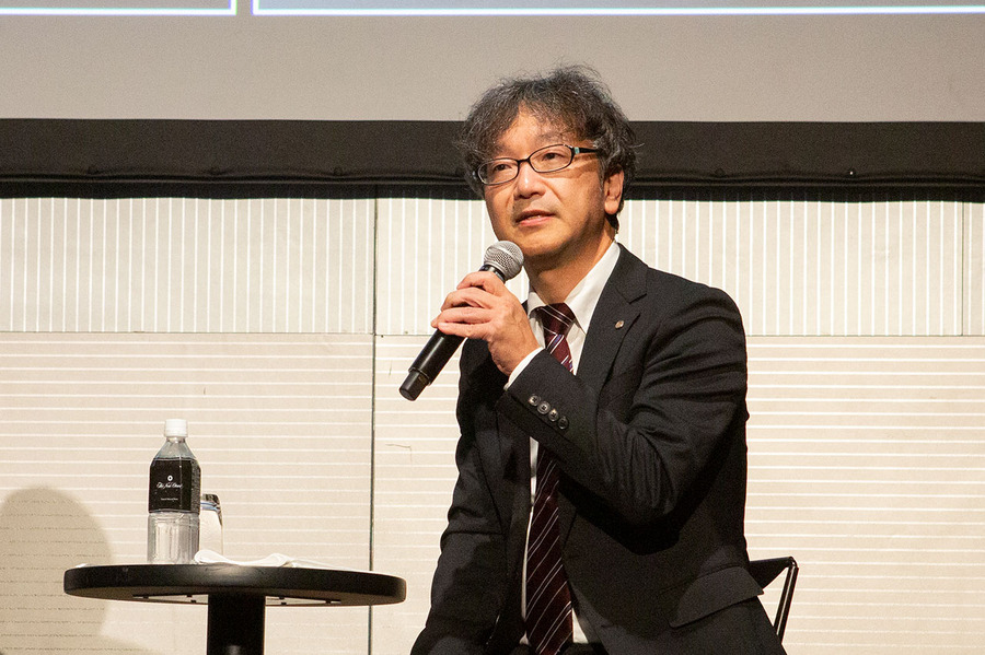 AIの電話応対「X-Ghost」開始半年で27社、年間7,000万コール規模へ　三井住友カードは「完結」、JALカードは「おもてなし」との共存を重視