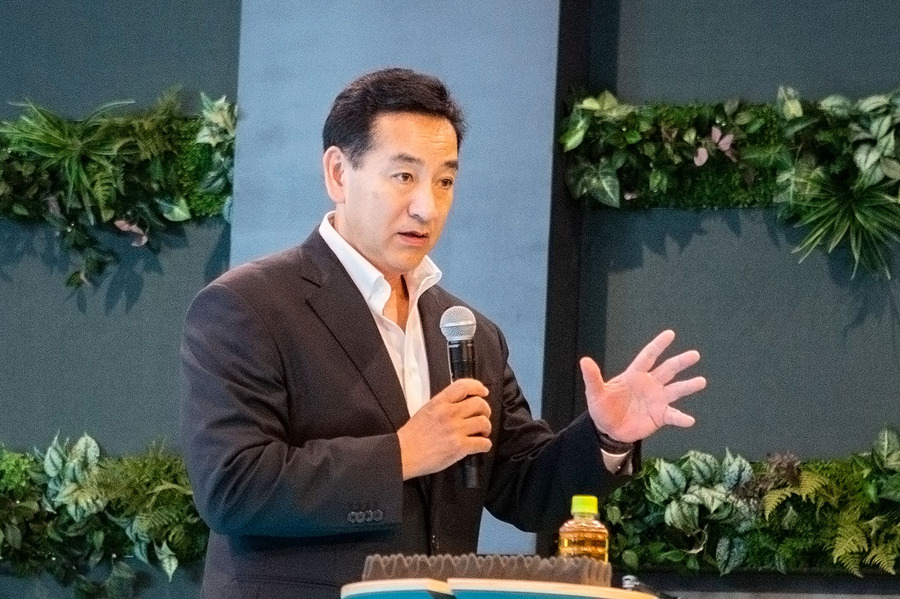 「AIだけでは机を1ミリも動かせない」 山際議員が語るAIロボティクス時代、日本の勝ち筋 デロイト「ロボティクス・フィジカルAI戦略最前線フォーラム」【後編】
