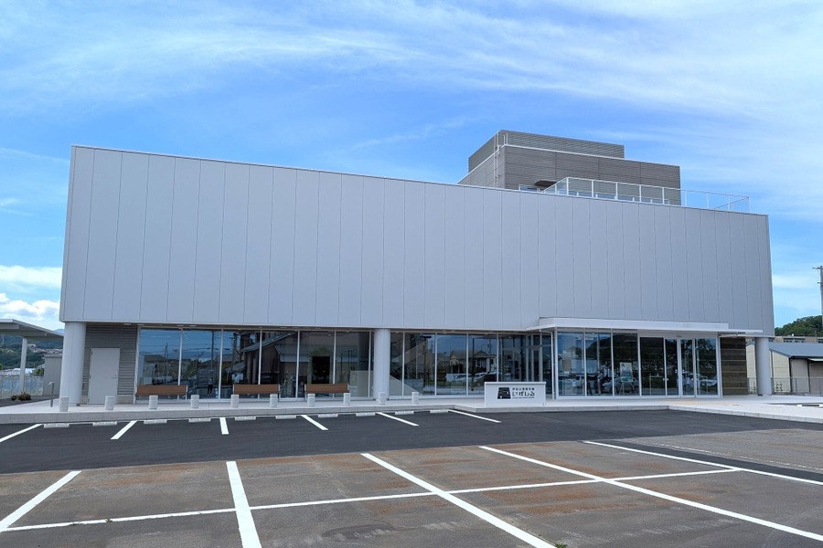 家族型ロボット「LOVOT」製造地・伊豆の国市を聖地化、GROOVE X×伊豆箱根バスが1泊2日ツアーを企画