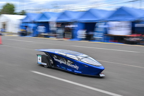 産学連携で挑む次世代モビリティ、玉川大学チームがソーラーカー＆グリーンフリートカーラリー「WORLD GREEN CHALLENGE 2026」でクラス優勝し2連覇