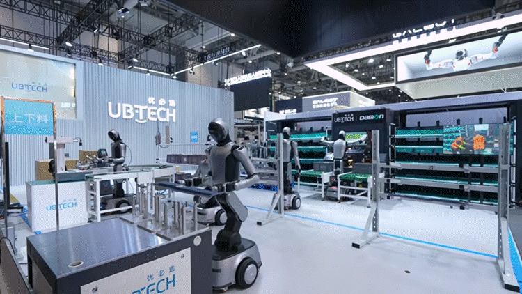 UBTECH、ヒューマノイド4機種を「WRC2026」で披露 接客・物流・製造・生活など場面ごとの活用用途を紹介