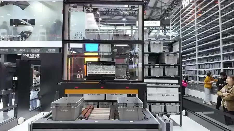 汎用型ヒューマノイド「Gino」を国内初展示「国際物流総合展2026」で物流ロボット4製品披露 ギークプラス