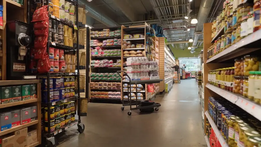 MUSEのストアロボット「Armo」を米国Foodcellar Marketに導入開始