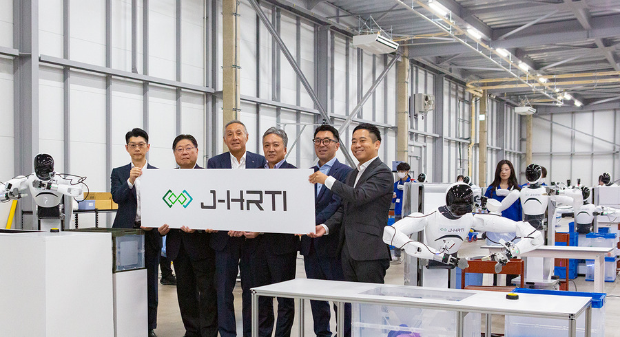 ヒューマノイドを現場でどう使う？ J-HRTI「全国10拠点」構想、ツムラやDMS、山善、芙蓉らが描くフィジカルAIの社会実装