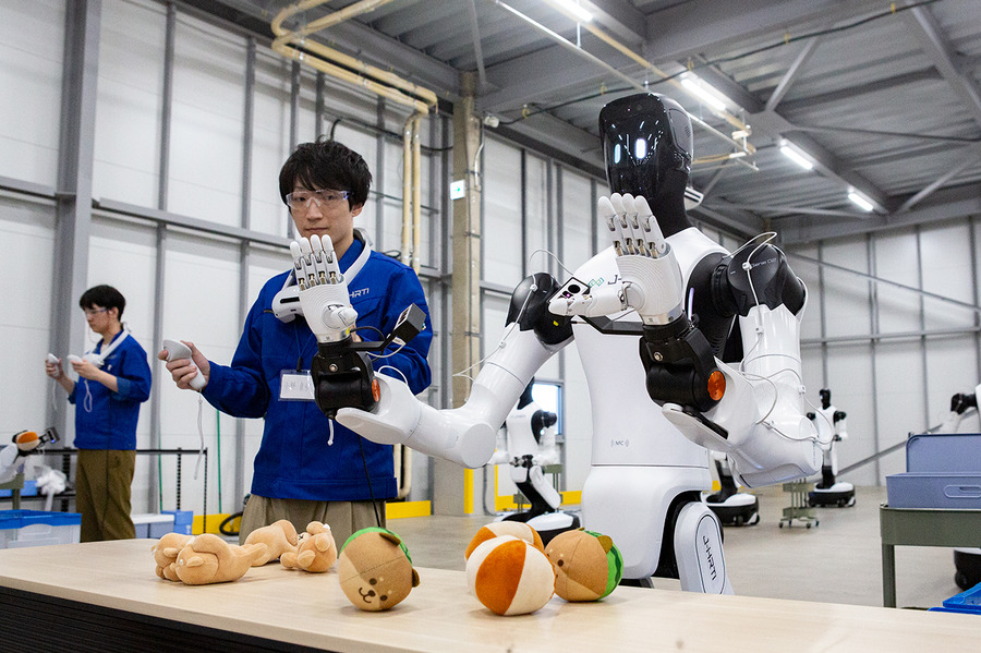 35台のヒューマノイドがずらり　フィジカルAIの学習データはどう作る？ J-HRTIが大規模データファクトリーを開設