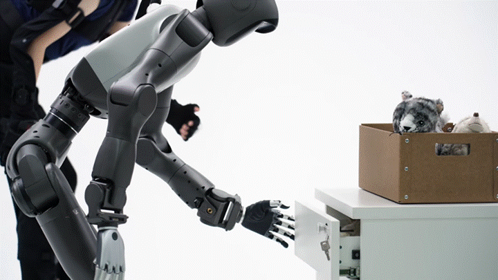 人の全身動作をヒューマノイドが再現、Booster Roboticsが全身遠隔操作プラットフォーム「Booster T2」の映像を公開