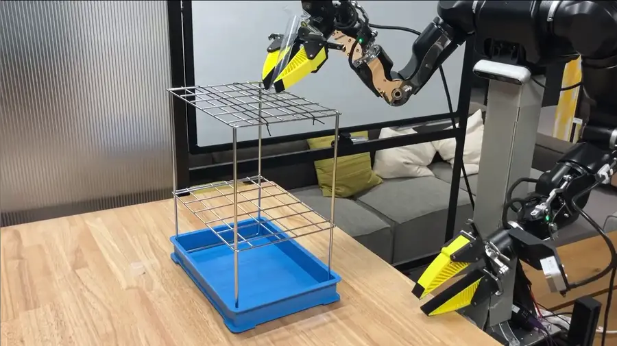 VLAモデルを用いた双腕ロボットのフィジカルAI技術検証を発表 ABEJA×村田製作所