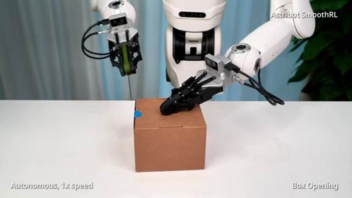 ロボットが止まらず学び続ける時代へ、 Astribotが新技術「SmoothRL」を公開【動画】