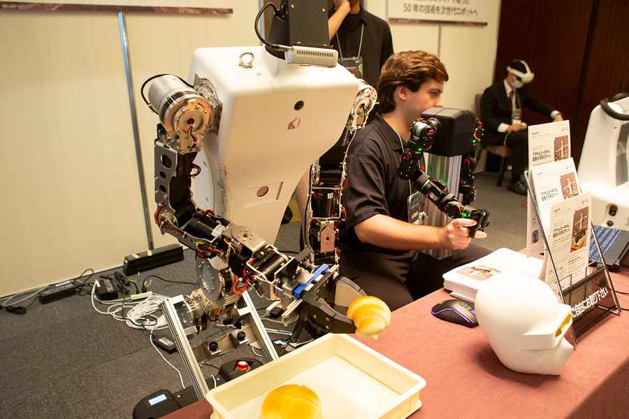 国産汎用ロボット7社の試作機を一堂に公開、フィジカルAI実装へ前進　ugoは新型セミヒューマノイド「ugo Nova」を初披露