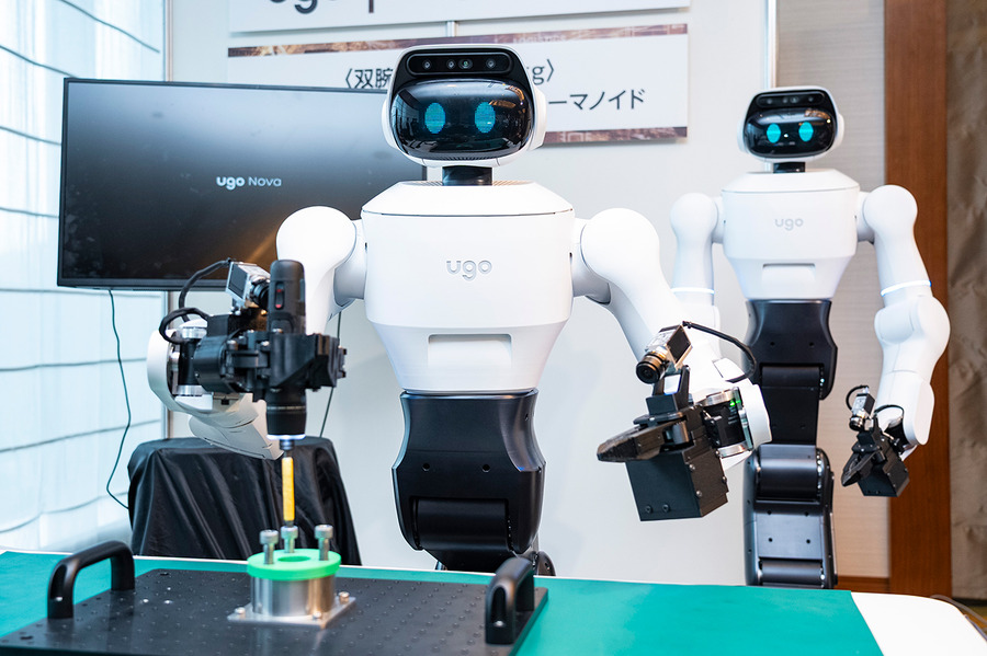 「フィジカルAI時代に最適なロボット」とは何か　ugo新型セミヒューマノイド「Nova」と開発・運用基盤が誕生した理由