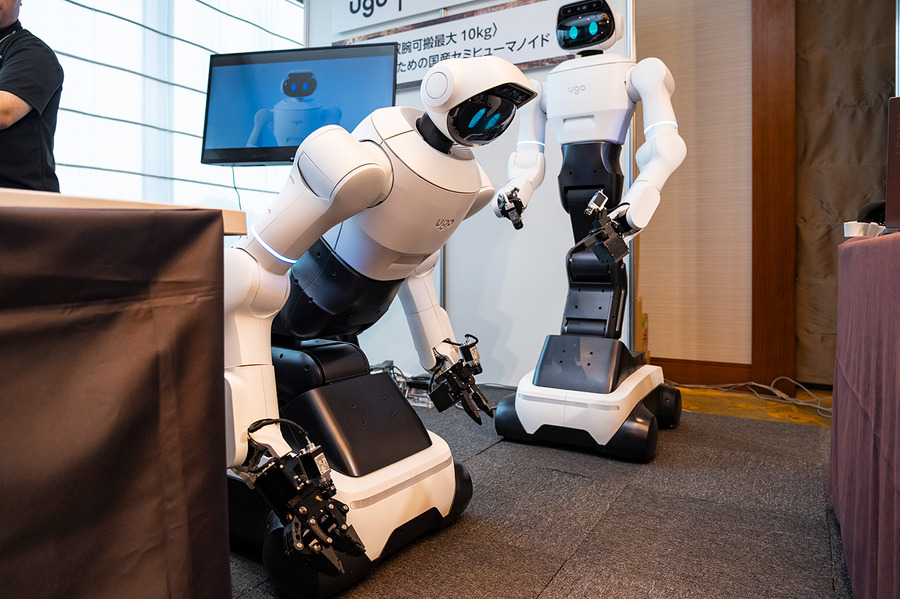 「フィジカルAI時代に最適なロボット」とは何か　ugo新型セミヒューマノイド「Nova」と開発・運用基盤が誕生した理由