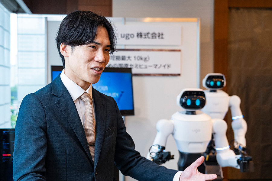 「フィジカルAI時代に最適なロボット」とは何か　ugo新型セミヒューマノイド「Nova」と開発・運用基盤が誕生した理由