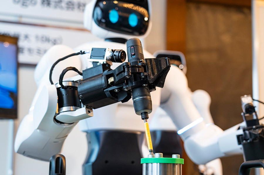 「フィジカルAI時代に最適なロボット」とは何か　ugo新型セミヒューマノイド「Nova」と開発・運用基盤が誕生した理由