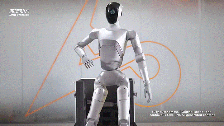 ヒューマノイドLunaが箱から起き上がり歩行、LimX Dynamicsが動画を公開