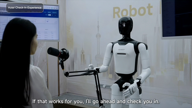 デモ映像の枠を超え日常へ ショールームの案内からホテルの受付まで行うヒューマノイドAGIBOT A3 Ultra