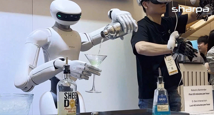 ヒューマノイドがデータグローブと21自由度ロボットハンドの組み合わせで本領発揮 SharpaがIROS 2026で示した高度な遠隔操作