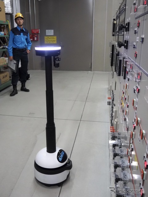 国産フィジカルAIロボット ugo mini を西武鉄道変電所に導入