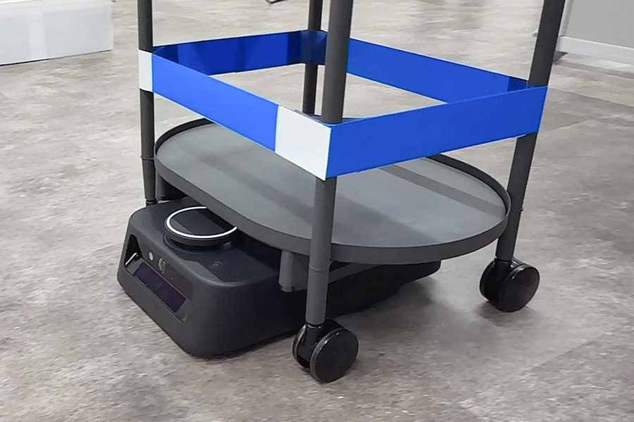 富士ソフトが異なるメーカーの搬送ロボットを統合管理　「MixFlit」の実機デモを新設「名古屋Lab」で公開
