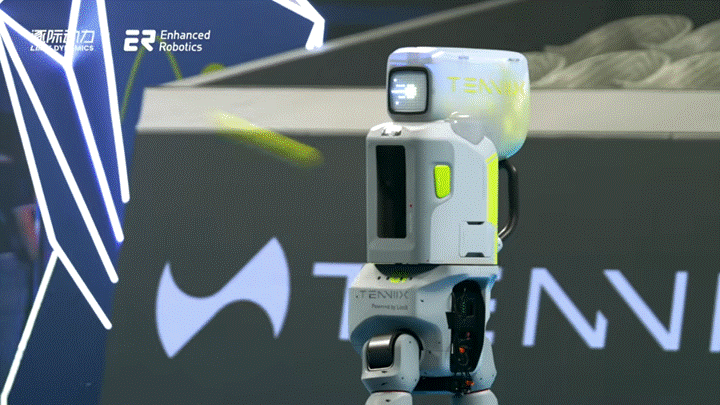 フィジカルAIが拓くテニス練習の未来と技術の可能性LimX Dynamics・Enhanced Robotics【動画】