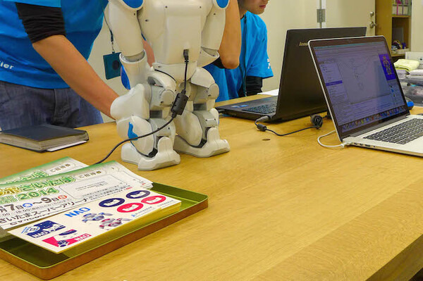 NAOを簡単に操作できるソフトウェア「monami」がリリース