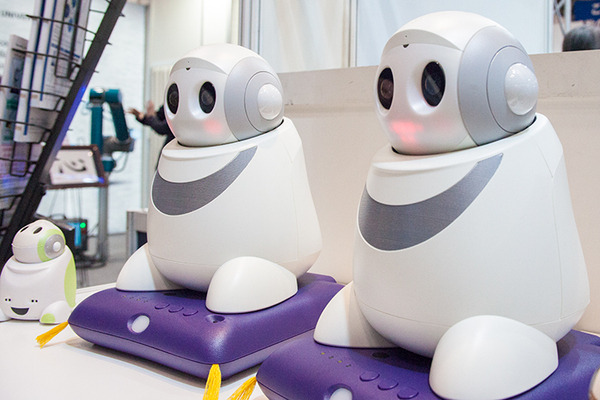 ソニーは来春「AIBO」で再参入。トヨタ、NTTなど「国内大手20社」のロボット事業の動向を一挙紹介