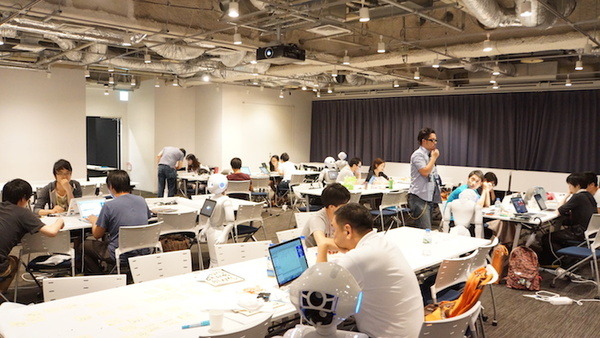 Pepper at BEAMS JAPAN HACK 2016に行ってきました　その１