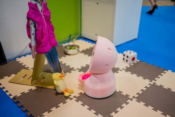 japan-robot-week-2016_30421887565_o