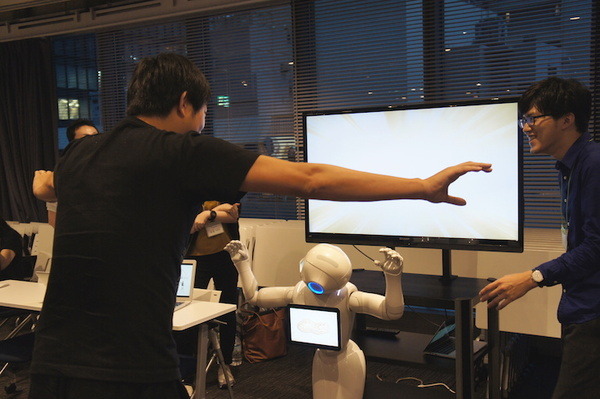 「Pepper at BEAMS JAPAN HACK2016」優勝作品が新宿ビームスジャパンで体験できますよ（動画追加）