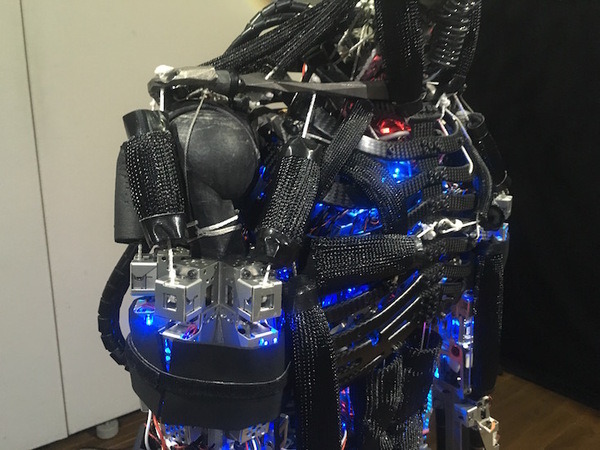 東京大学制作展2016 “Fake Future”で「Kengoro」を見てきました。