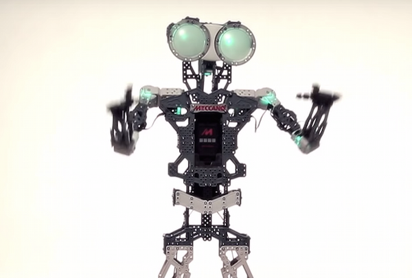 タカラトミーから組み立て式エンターテイメントロボット「MECCANOID」（メカノイド）が出るよ！