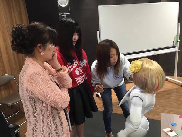 Pepper向けの洋服などを作っている川内さんにお話を聞いてみました