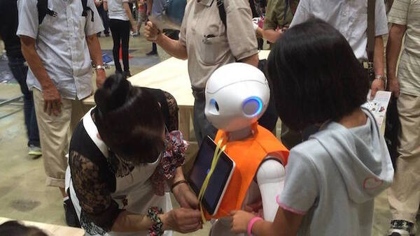 Pepper向けの洋服などを作っている川内さんにお話を聞いてみました