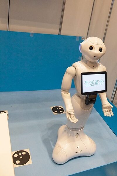 自走するPepperはマーカー方式とSLAM方式を使い分けて実用化していきたい　生活革命