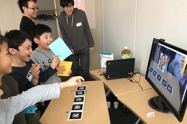 芝浦工業大学、ロボット・コンピュータを使ったゲームやプログラミング体験など、技術に触れて楽しむ地域の子ども向け親子イベント “ちびらぼ”を実施