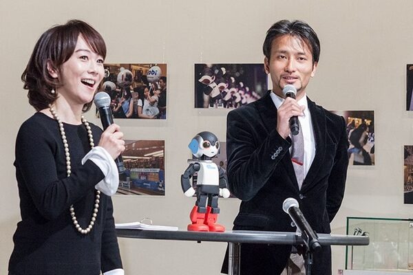 【速報】六本木「ロビ EXPO」は本日16時から! ロビ2 初お披露目プレス発表会で「Robi48」披露!!