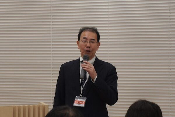 ロボホン「第2回認定開発パートナーオフ会」が開催！ SDKは英語・中国語対応、ロボホン専用「盗難防止台」の試作も