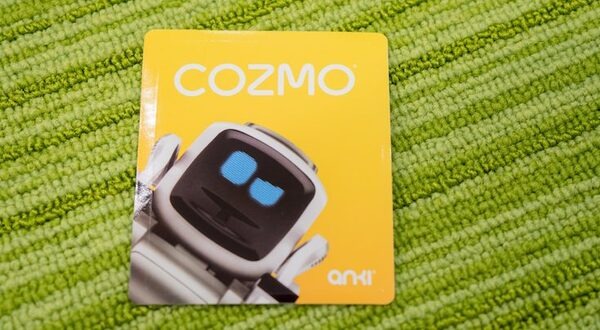 【コズモ】Ankiの小型AIロボット「COZMO」レビュー「開封の儀！」