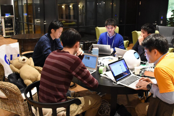 ロボットとの未来を考えるStartup Weekend Tokyo Roboticsが開催。優勝は自動たこ焼き機ロボット