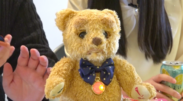 【動画：このロボ vol.37】まばたきが可愛い「ここくま」のご紹介！ あれ？ さっきまで色々と喋ってたのに笑