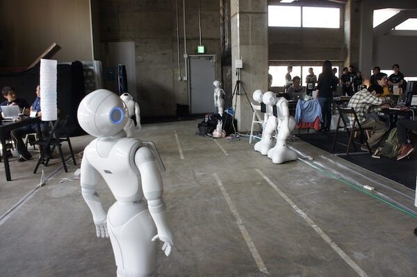 Junction Tokyoハッカソン開催! 最優秀賞はPepperを使って食べ物の無駄を減らすアプリ