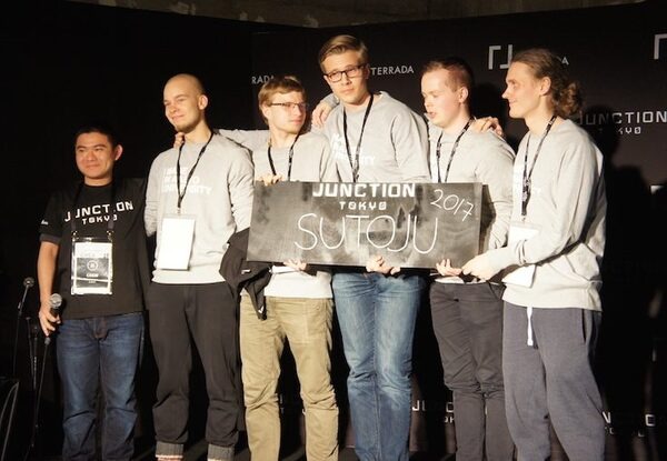Junction Tokyoハッカソン開催! 最優秀賞はPepperを使って食べ物の無駄を減らすアプリ