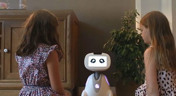 Blue Frog Roboticsのコミュニケーションロボット「Buddy」の開発状況は？