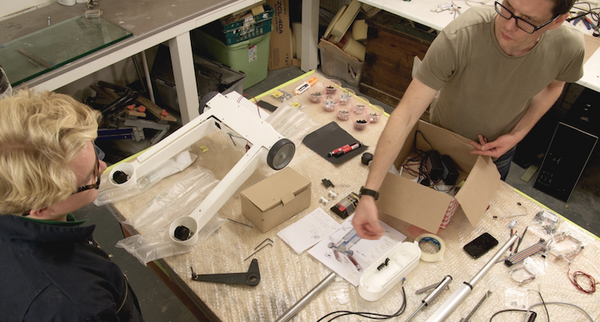 イギリスのバイオミメティックロボット「MiRo（ミロ）」を見ろ！