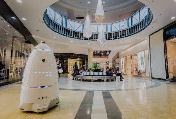 まさにロボコップ！Knightscopeの警備ロボットK5が見事な仕事！