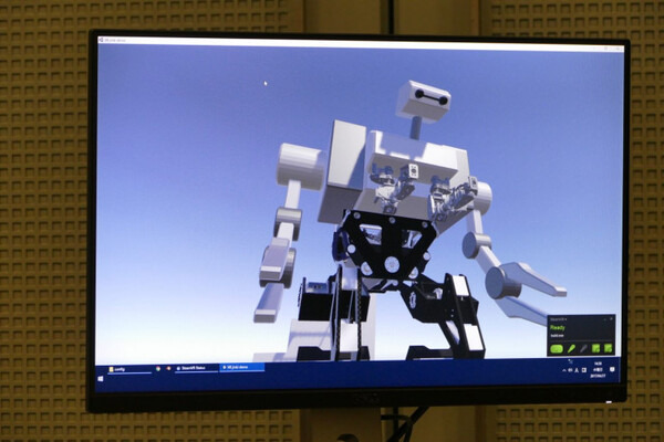 身長4m「巨大人型重機」が人と機械の新たな未来を開く 人機一体 金岡克弥氏が試作コンセプトを公開