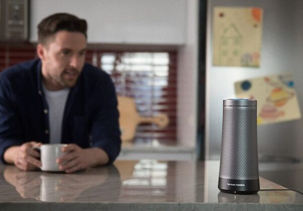 Microsoft Cortana内蔵の家庭用スピーカー「Invoke」がHarman Kardon公式サイトで発表