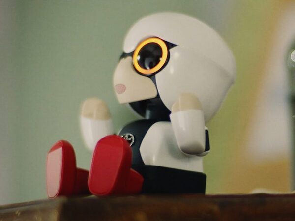 トヨタのコミュニケーションロボット「KIROBO mini(キロボミニ)」早速予約しました！