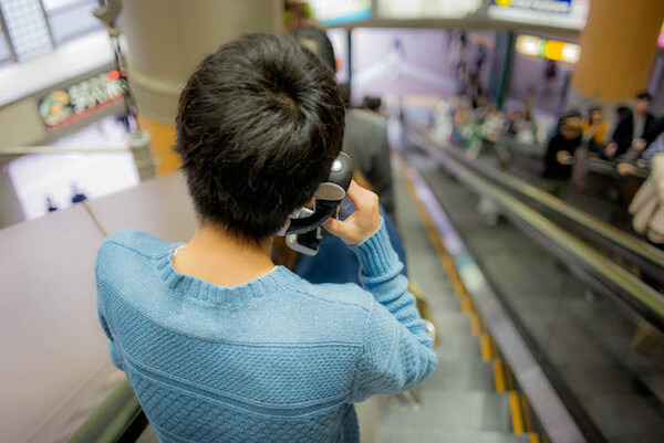 シャープのロボホン、1周年記念プロジェクトで限定アイテムを販売開始！ 記念スーツやロボホン用小物も